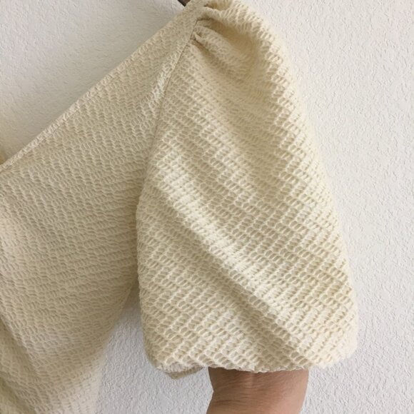 Free People Womens XS Cup Cake Top Blouse Ivory Puff Sleeves V Neck - Picture 6 of 14